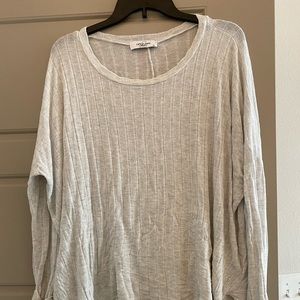 Carly Jean Los Angeles Evelyn Top in Oatmeal